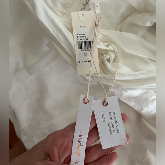 V. Chapman Grace Gown- SOLD OUT ONLINE - Picture 7 of 9